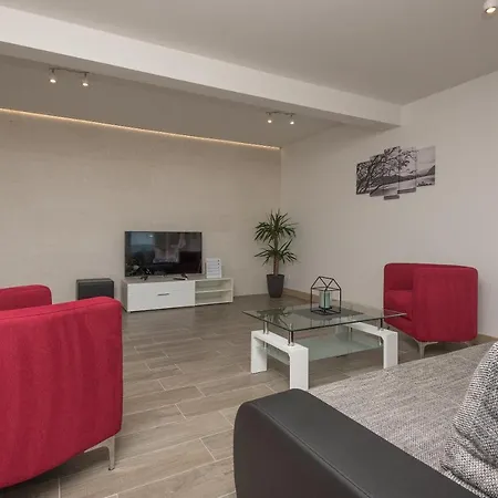 Guest house Hadria 4*